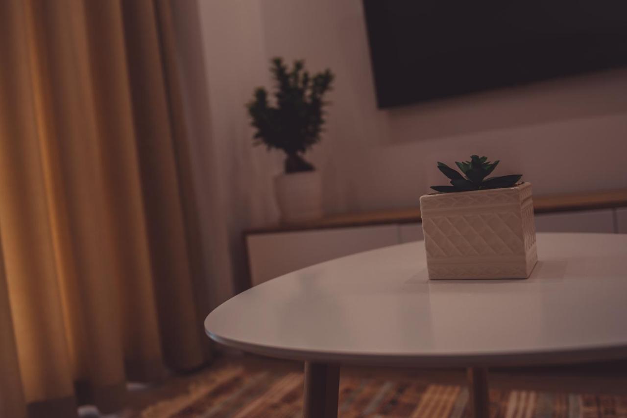 Tam Centre Luxury Serviced Apartments Тирана Экстерьер фото