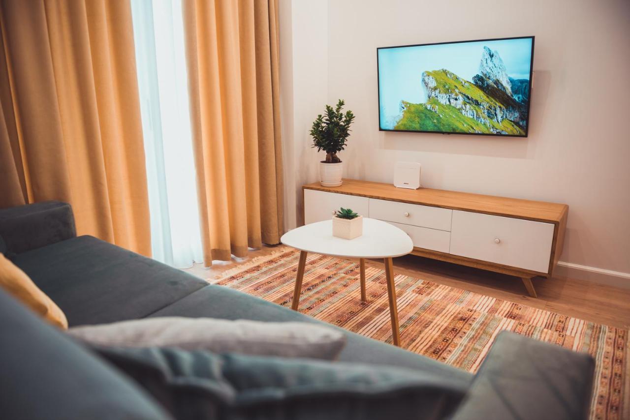 Tam Centre Luxury Serviced Apartments Тирана Экстерьер фото