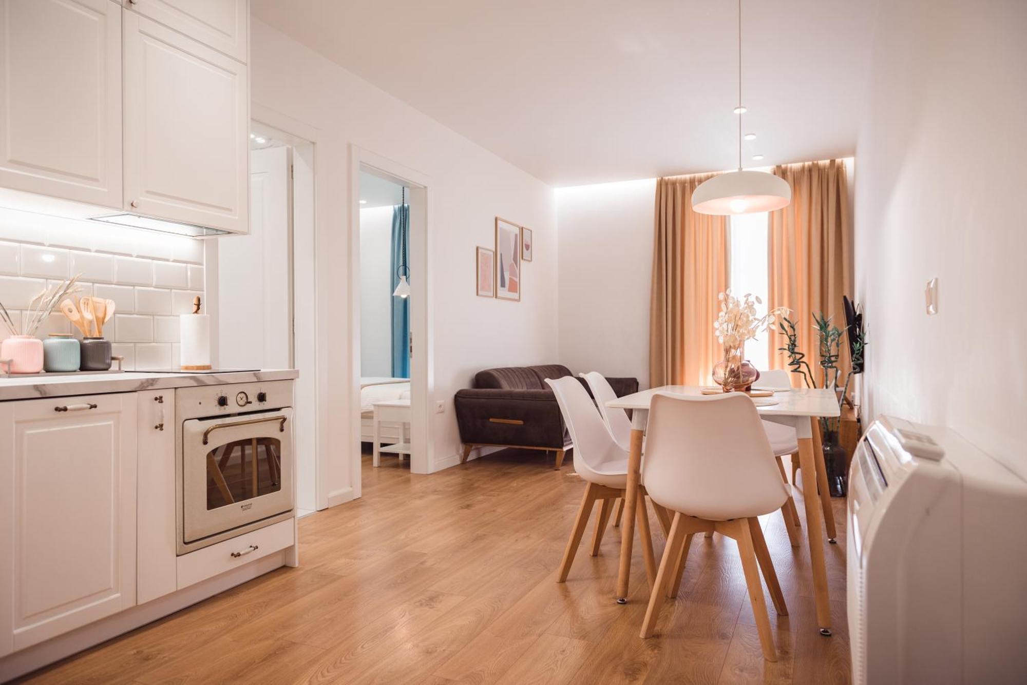 Tam Centre Luxury Serviced Apartments Тирана Экстерьер фото