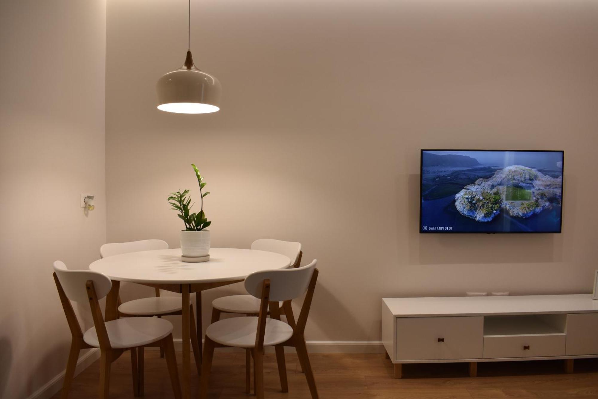 Tam Centre Luxury Serviced Apartments Тирана Экстерьер фото